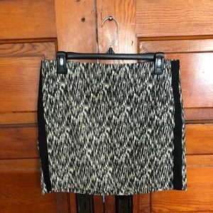 Will Smith graphic print skirt sz 6